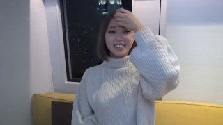 偷拍中国熟妇ⅩⅩⅩⅩXX母狗给骚逼刮毛